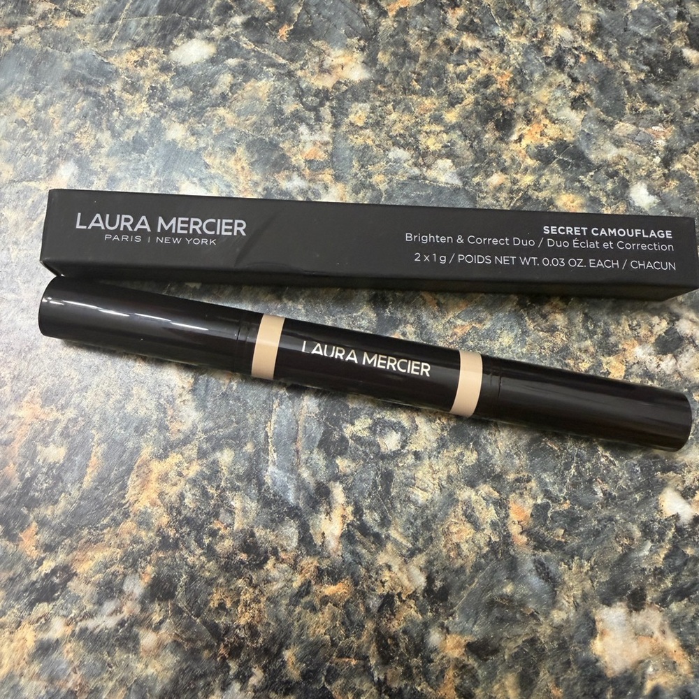 Laura Mercier Secret Camouflage Duo - Black and Tan